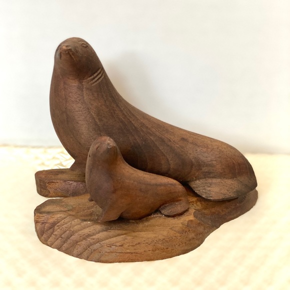 Vintage Sculpture Mid Century Wood Seal Sea Lion Marine Animals Statue Figurine - Picture 1 of 6